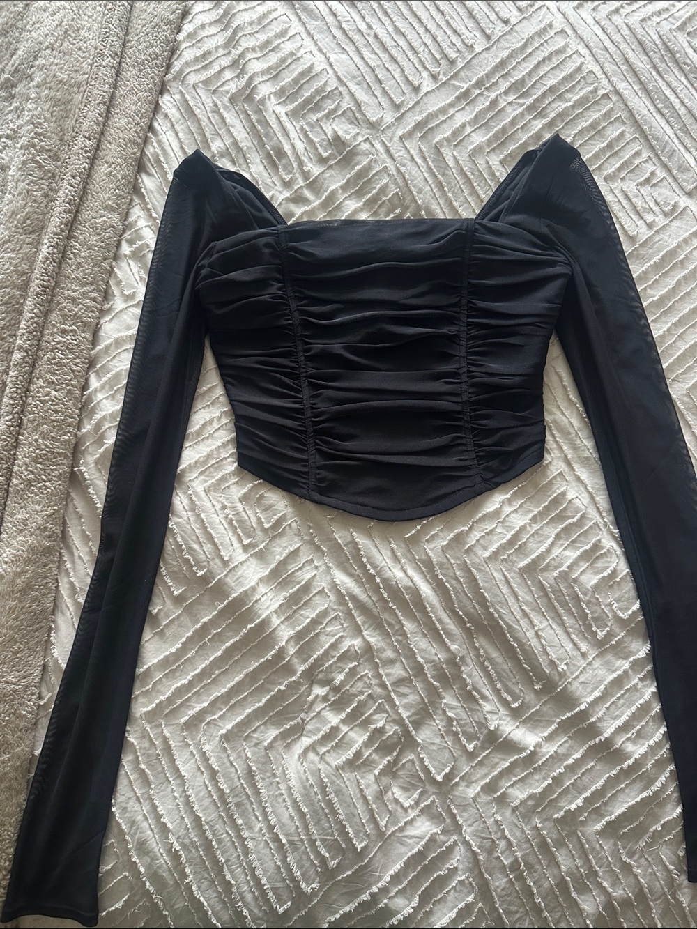 Abercrombie Long-Sleeve Crop Top - Women
